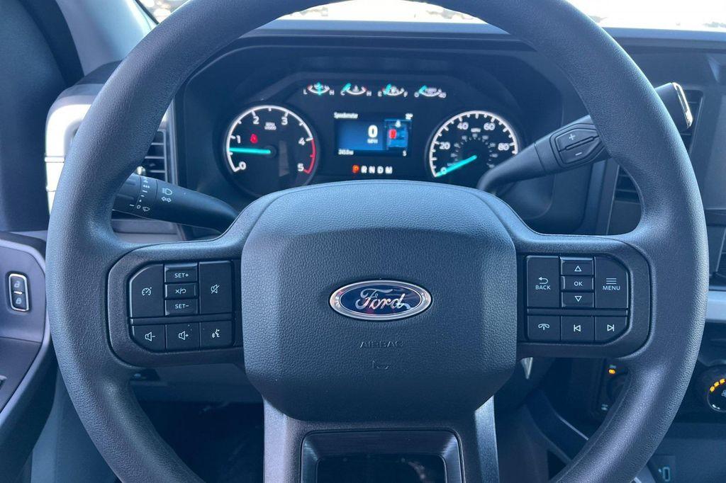 new 2025 Ford F-250 car, priced at $67,447