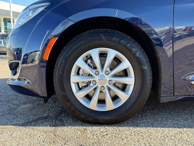 used 2017 Chrysler Pacifica car, priced at $16,827