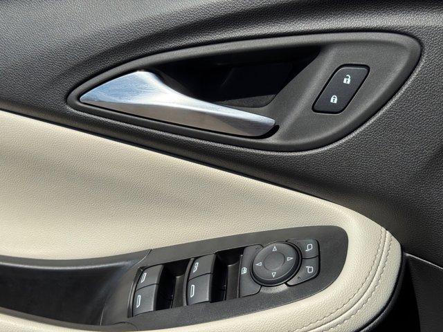 used 2024 Buick Encore GX car, priced at $22,685