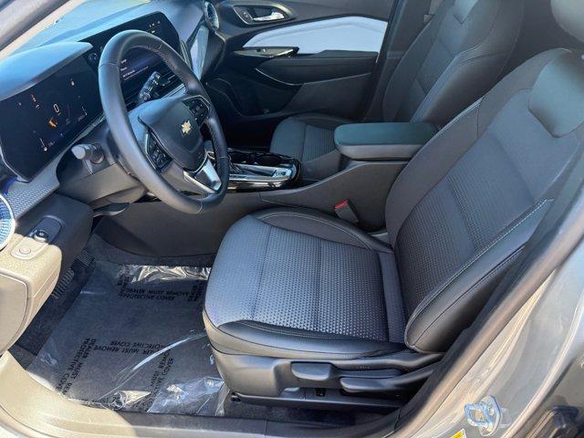used 2025 Chevrolet Trax car, priced at $21,241