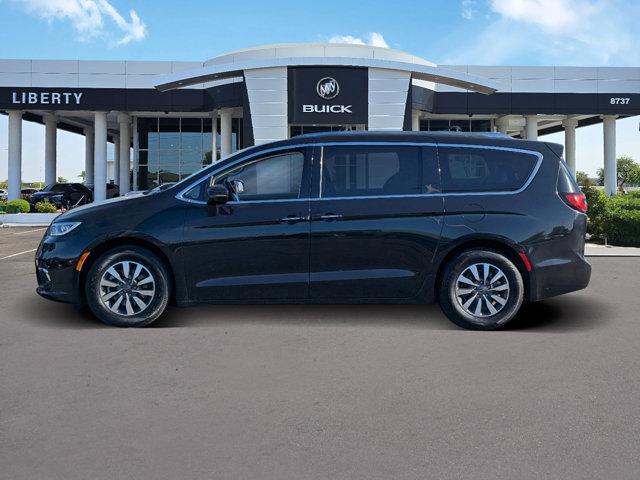 used 2021 Chrysler Pacifica car, priced at $27,995