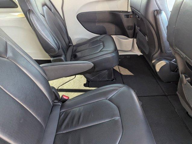 used 2022 Chrysler Pacifica car