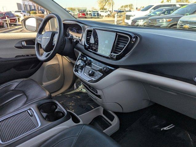 used 2022 Chrysler Pacifica car