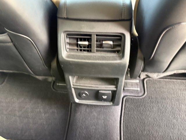 used 2024 Ford Edge car, priced at $26,995