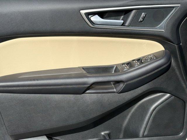 used 2024 Ford Edge car, priced at $26,995