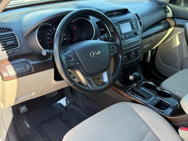 used 2014 Kia Sorento car, priced at $9,495