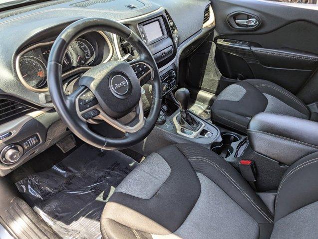 used 2014 Jeep Cherokee car, priced at $9,180