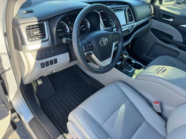 used 2016 Toyota Highlander car, priced at $19,717