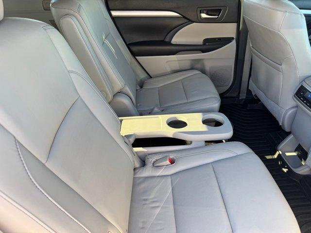 used 2016 Toyota Highlander car, priced at $19,717