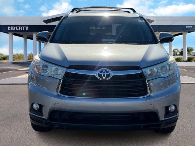 used 2016 Toyota Highlander car, priced at $19,717
