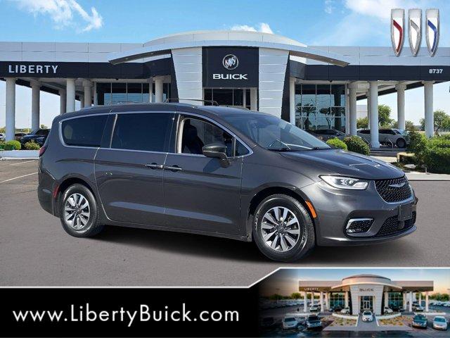 used 2021 Chrysler Pacifica car, priced at $28,999