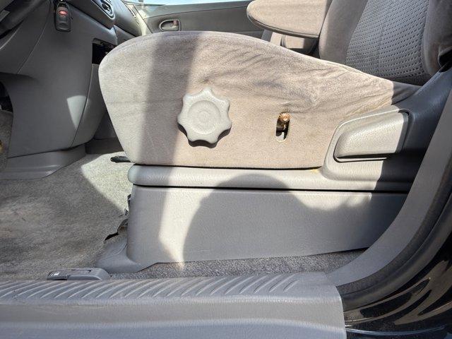 used 2006 Mazda MPV car, priced at $6,995