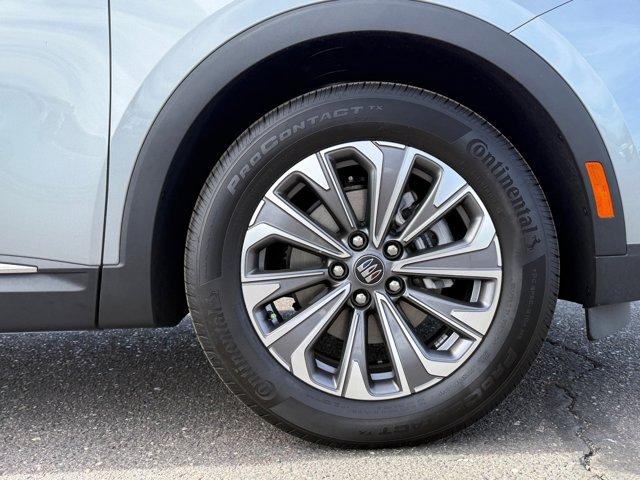 used 2025 Buick Envision car