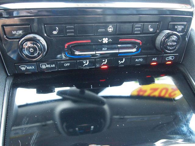 used 2024 Jeep Grand Cherokee car, priced at $39,900