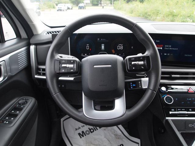 used 2025 Hyundai Santa Fe car, priced at $35,999