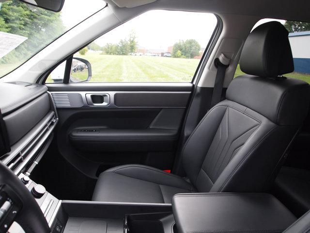 used 2025 Hyundai Santa Fe car, priced at $35,999