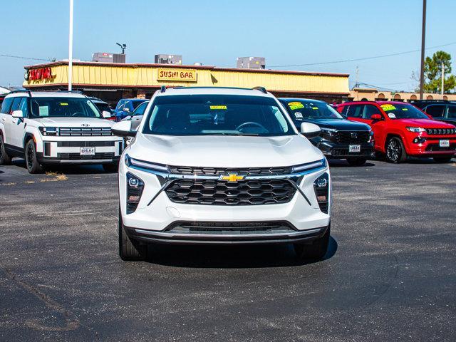 used 2025 Chevrolet Trax car, priced at $23,900