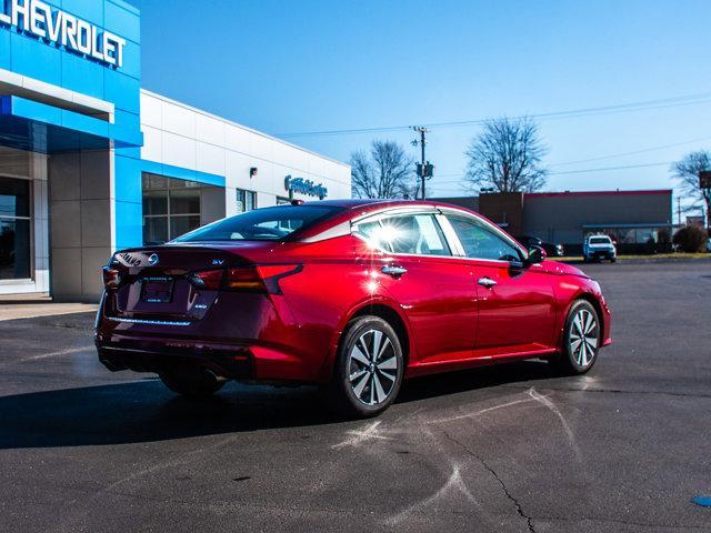 used 2022 Nissan Altima car, priced at $24,900