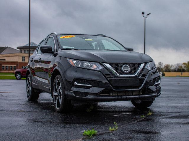 used 2022 Nissan Rogue Sport car, priced at $22,389