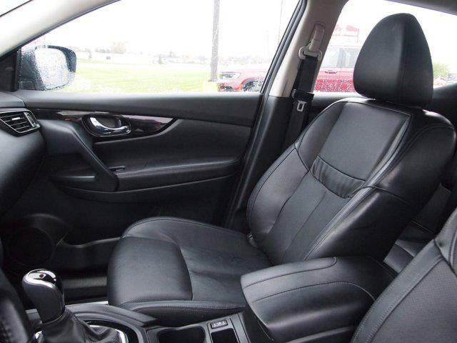 used 2022 Nissan Rogue Sport car, priced at $22,389