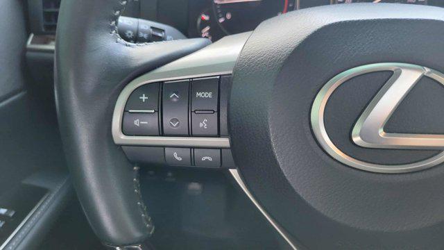 used 2017 Lexus ES 350 car, priced at $23,805