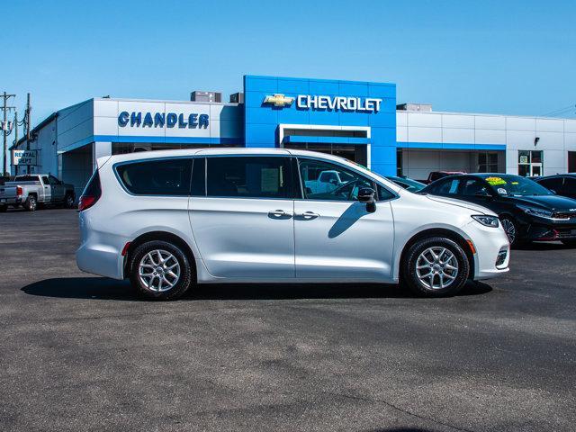 used 2024 Chrysler Pacifica car, priced at $29,999