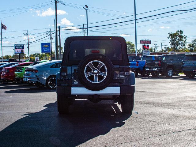 used 2015 Jeep Wrangler Unlimited car, priced at $16,294