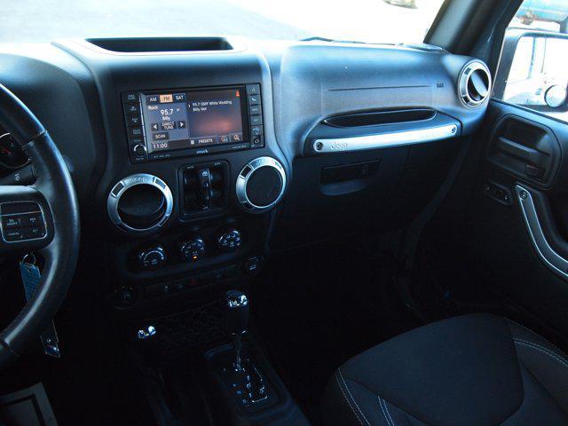 used 2015 Jeep Wrangler Unlimited car, priced at $16,294