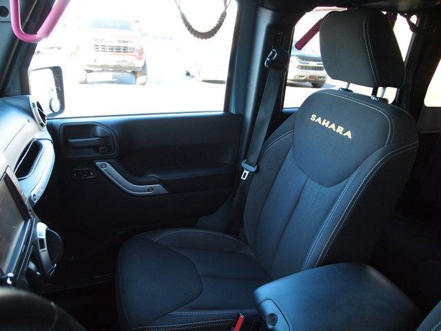 used 2015 Jeep Wrangler Unlimited car, priced at $16,294