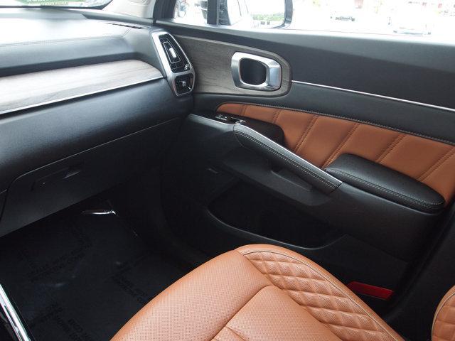used 2023 Kia Sorento car, priced at $38,900
