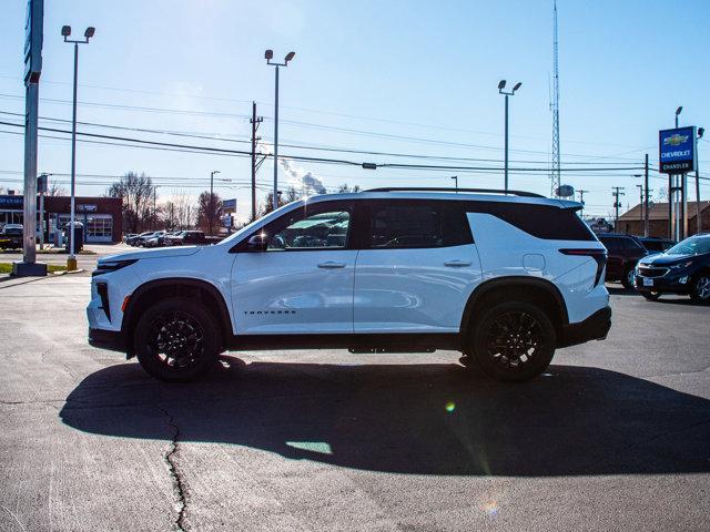 new 2025 Chevrolet Traverse car