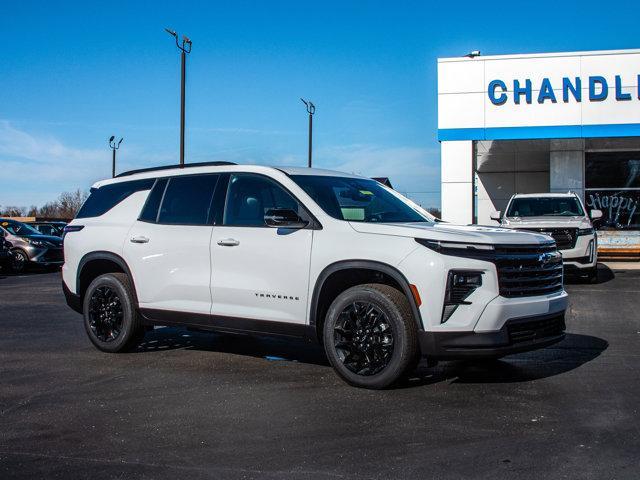 new 2025 Chevrolet Traverse car