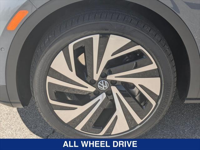 new 2025 Volkswagen ID.4 car, priced at $59,461