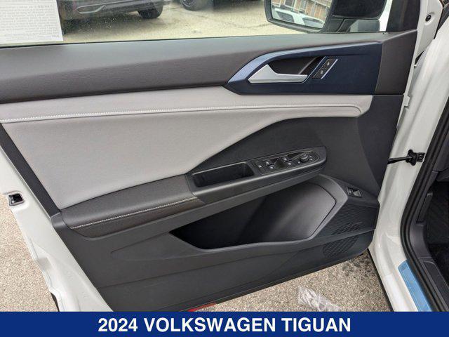 new 2024 Volkswagen Tiguan car, priced at $38,118