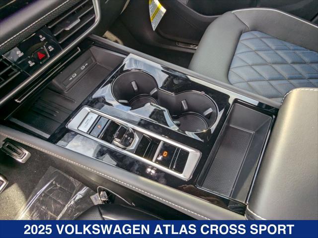 new 2025 Volkswagen Atlas car, priced at $55,401