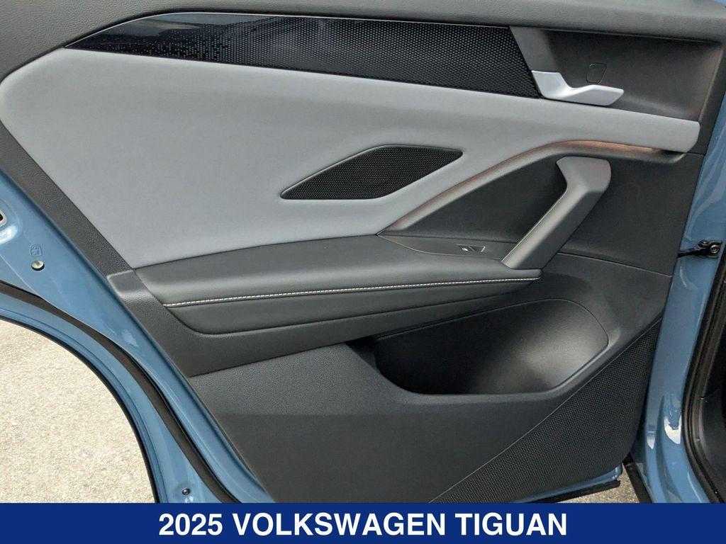 new 2025 Volkswagen Tiguan car, priced at $35,637