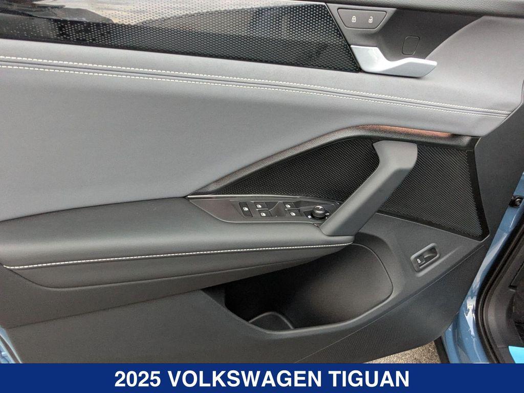 new 2025 Volkswagen Tiguan car, priced at $35,637