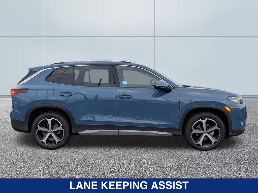 new 2025 Volkswagen Tiguan car, priced at $35,637