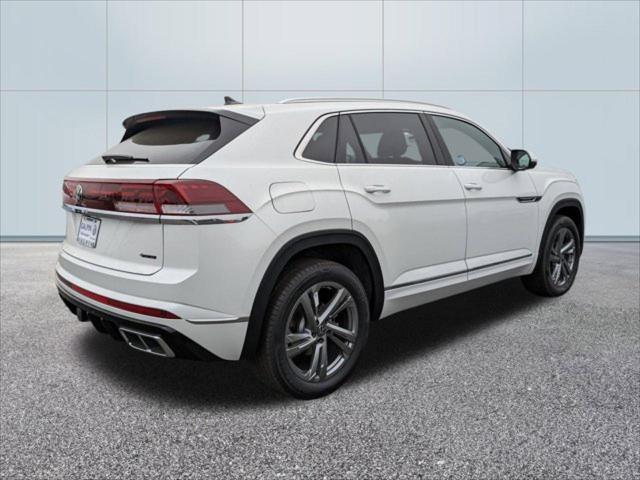 new 2024 Volkswagen Atlas car, priced at $52,221