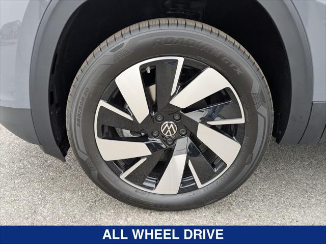 new 2025 Volkswagen Atlas car, priced at $46,406
