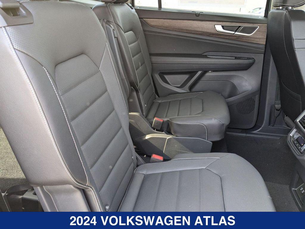 new 2024 Volkswagen Atlas car, priced at $52,151