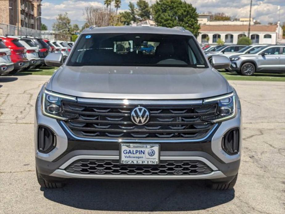 new 2024 Volkswagen Atlas car, priced at $43,298