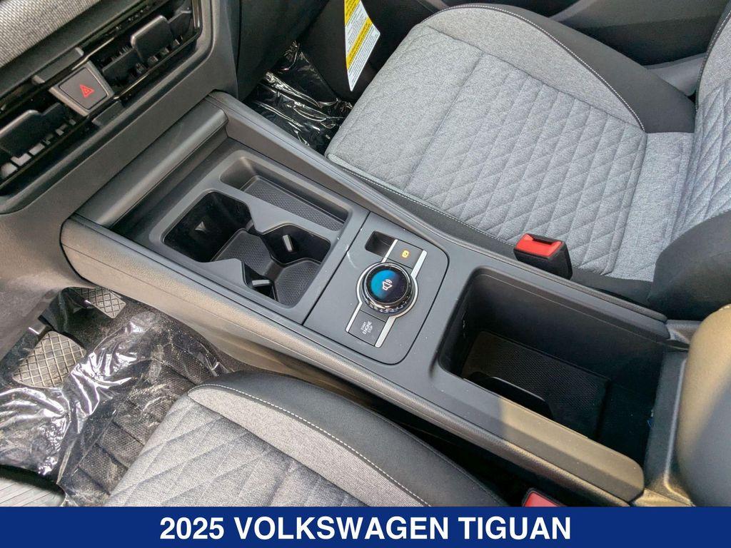 new 2025 Volkswagen Tiguan car, priced at $33,315