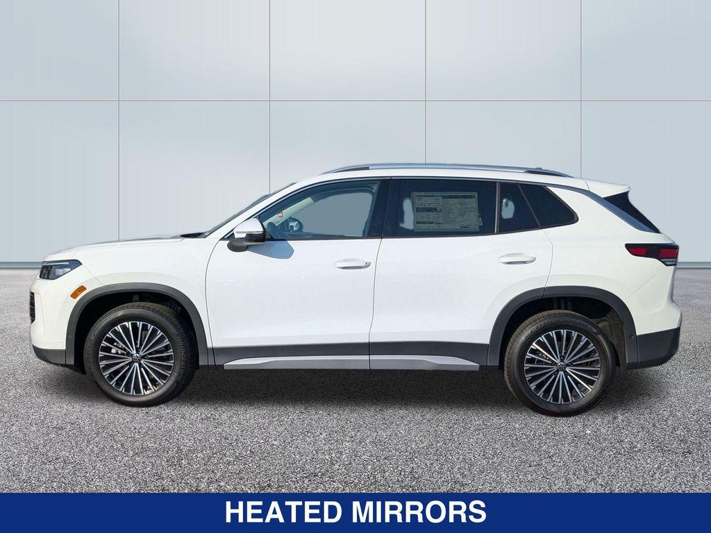 new 2025 Volkswagen Tiguan car, priced at $33,315