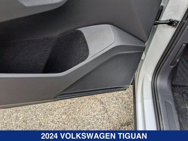 new 2024 Volkswagen Tiguan car, priced at $31,333