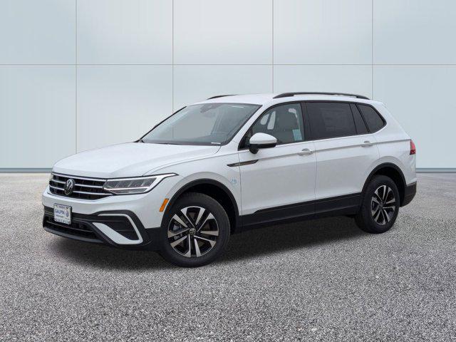 new 2024 Volkswagen Tiguan car, priced at $31,333