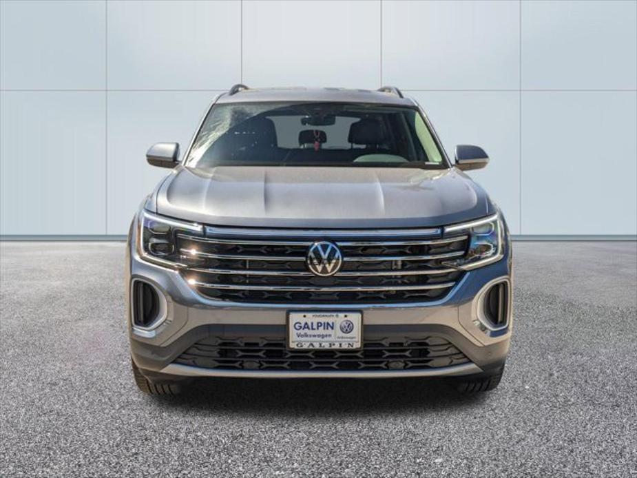 new 2024 Volkswagen Atlas car, priced at $44,851