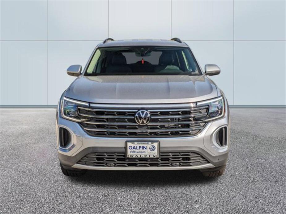 new 2024 Volkswagen Atlas car, priced at $44,656