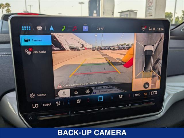 new 2025 Volkswagen ID.4 car, priced at $61,126