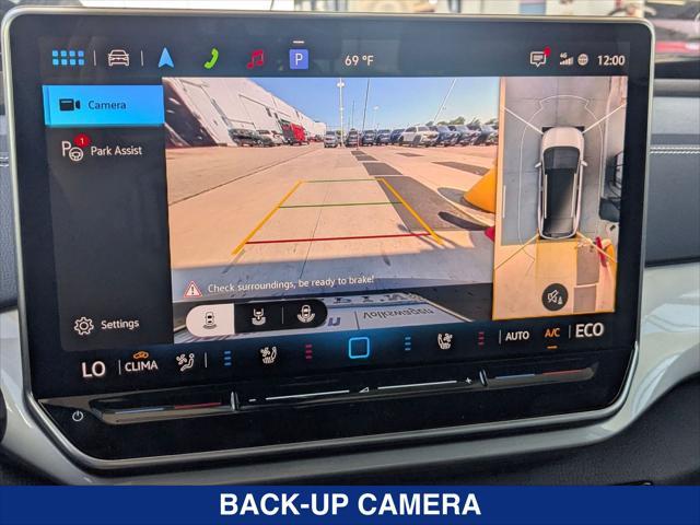new 2025 Volkswagen ID.4 car, priced at $60,561